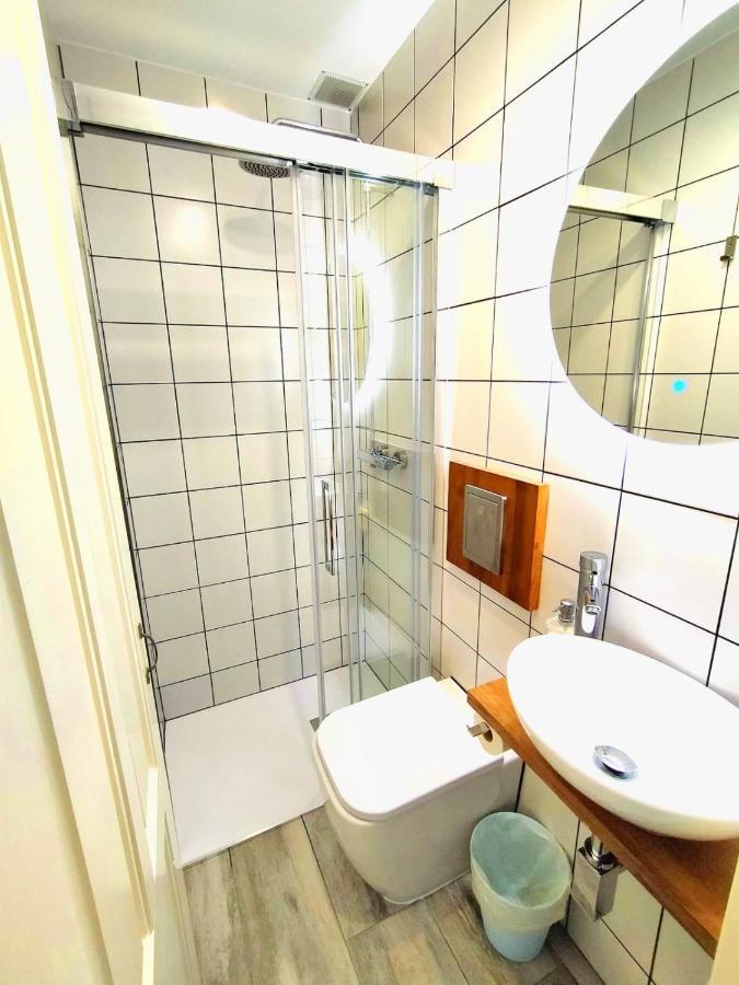 Hostal Mafer ซานติอาโก เด กอมโปสเตลา ภายนอก รูปภาพ