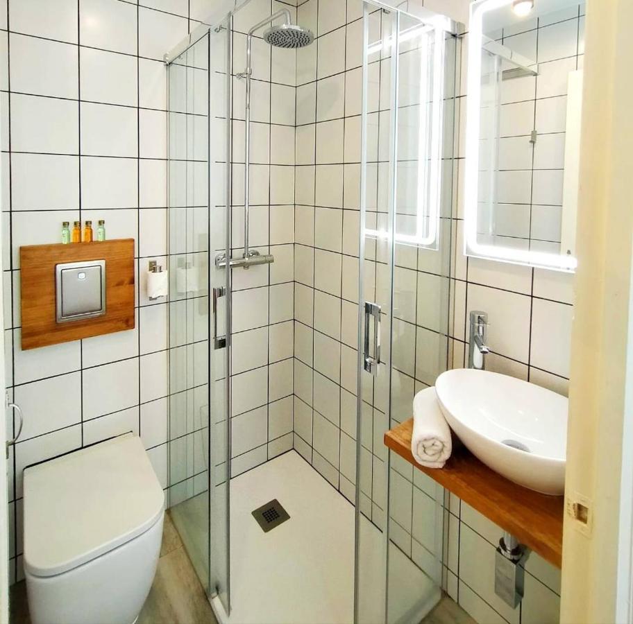 Hostal Mafer ซานติอาโก เด กอมโปสเตลา ภายนอก รูปภาพ